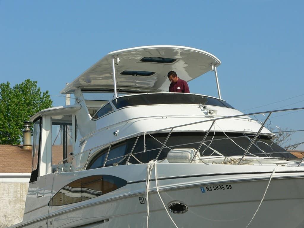 Carver 444 Cockpit Motoryacht Top 2001 image 1