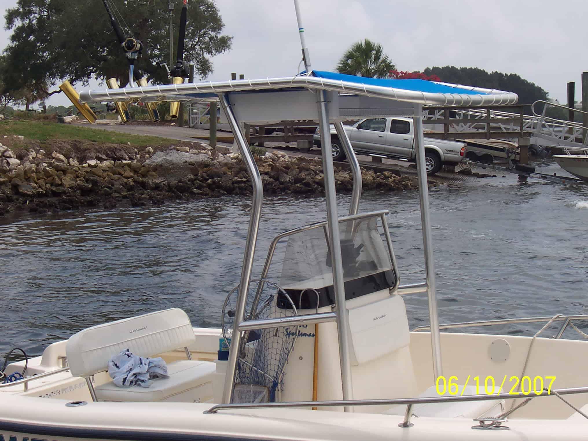 Key West 186 T-Top image 1