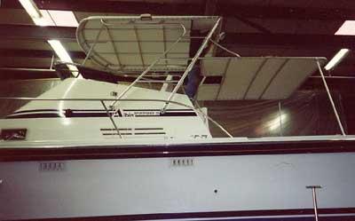 Albin 32+2 Command Bridge Top 1989 image 1