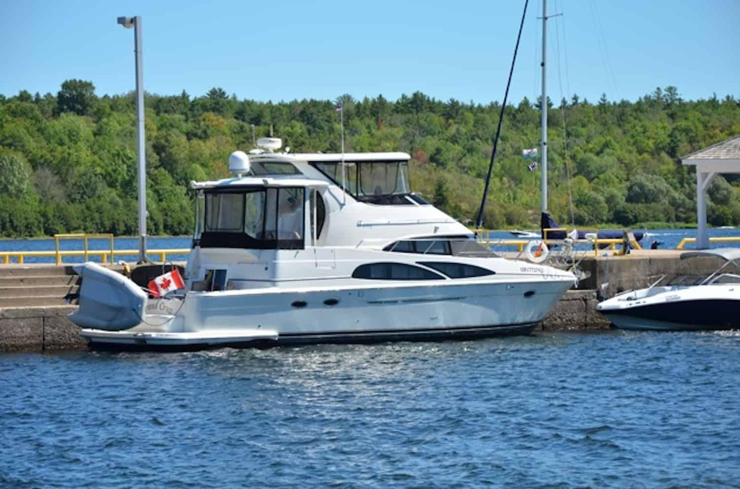 Boat image 1