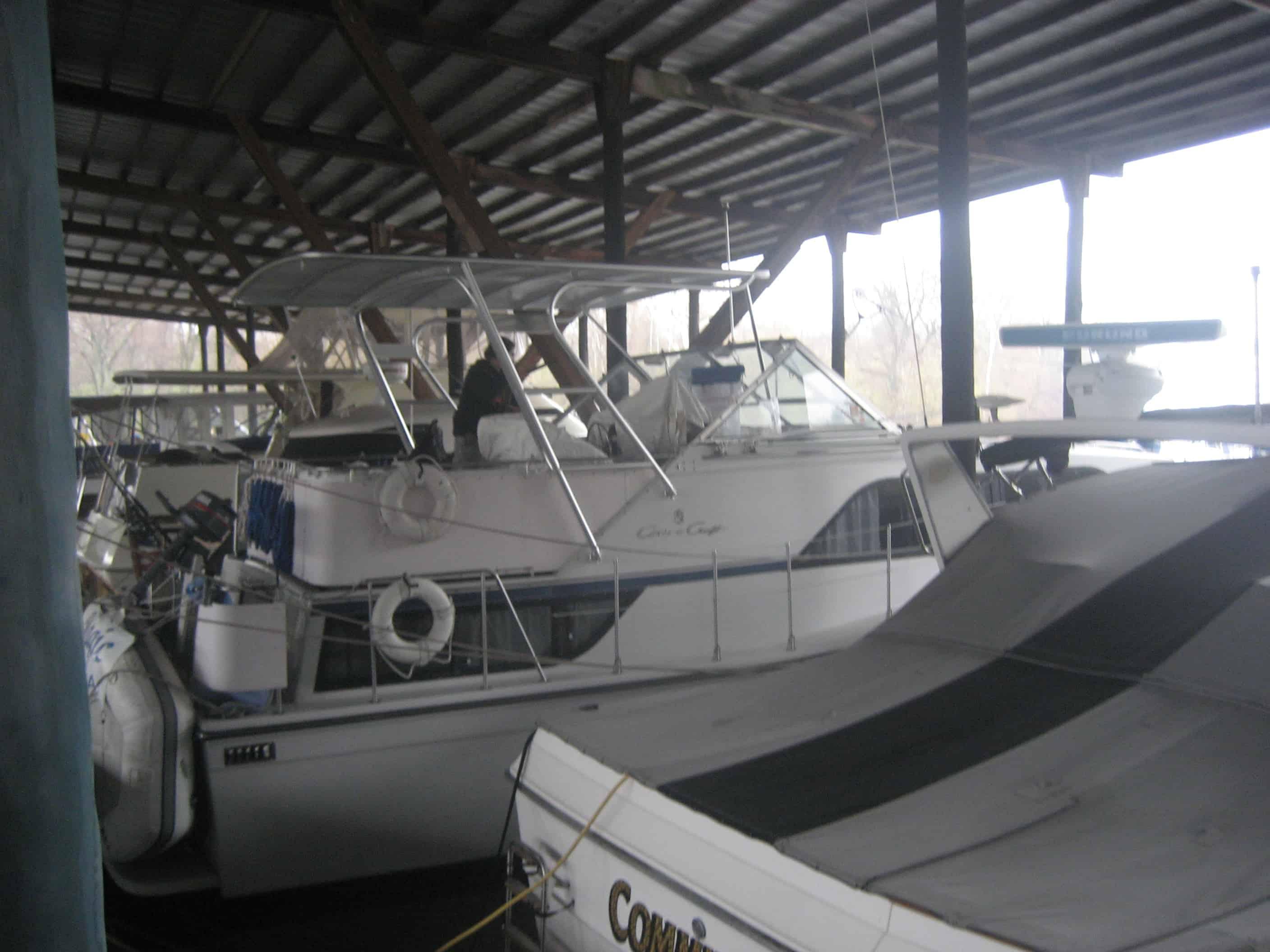 Atlantic Towers Top installed on a Chris Craft 381 Catalina motor yacht, showcasing the boat's sleek design and functionality.