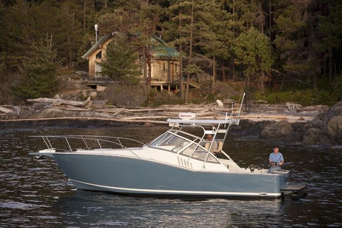 Coastal Craft 31 Open Fisherman Top 2009 image 1