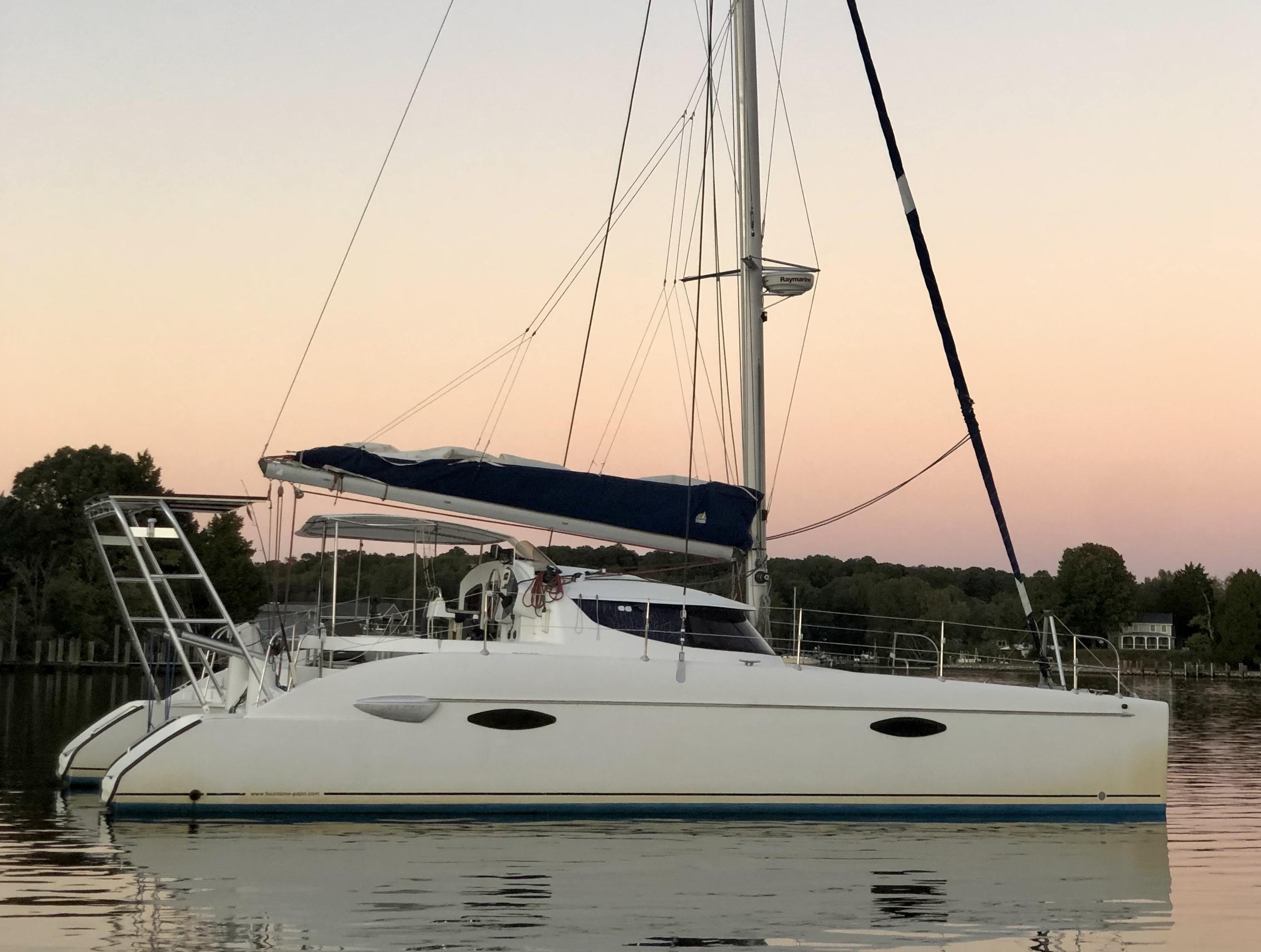 Fountaine Pajot Arch 2008 image 1