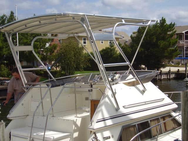 Tiara 3300 Flybridge Top 1986 image 1