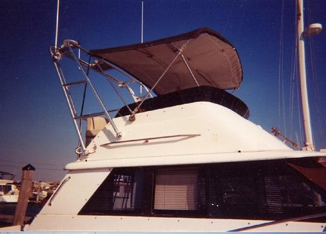 Silverton 34 Convertible Arch 1977 image 1