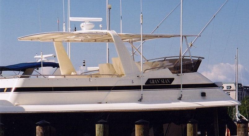 Hattaras 63 Motoryacht Top 1986 image 1