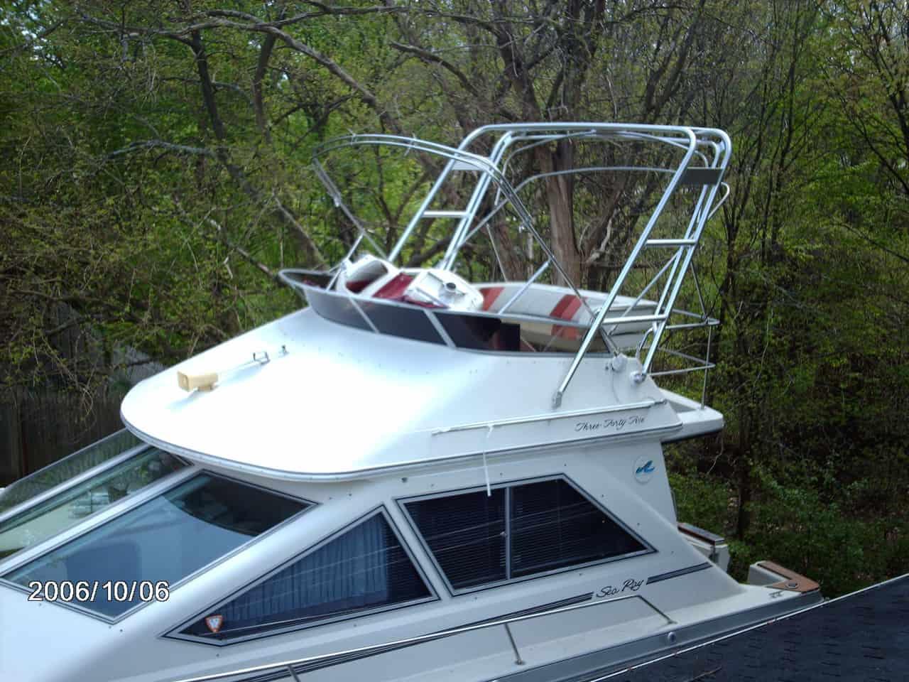 Sea Ray 345/340 Sedan Bridge Arch 1988 image 1