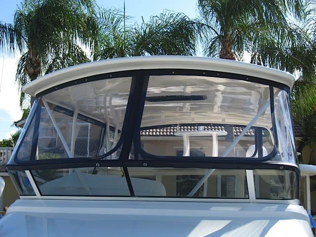 Cruisers 3650/375 Motor Yacht Top 1995 image 1