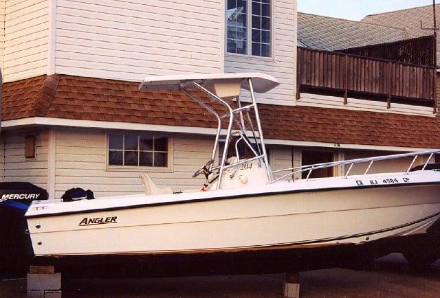 Angler Boats 204 T-Top image 1