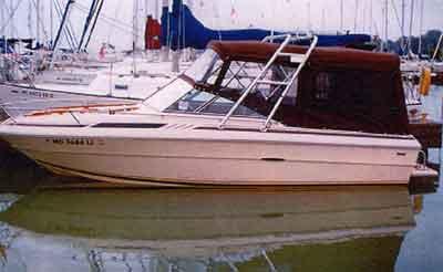 Sea Ray 225 SRV Arch image 1