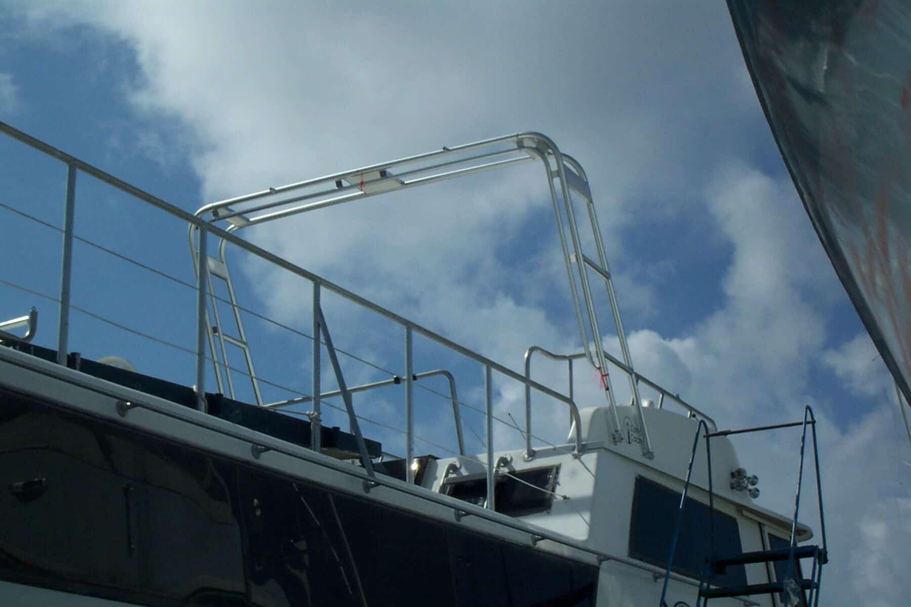 Carrie Craft 60 House Boat Arch 1992 image 1
