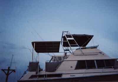 Silverton 40 Aft Cabin Aft Deck Top 1982 image 1