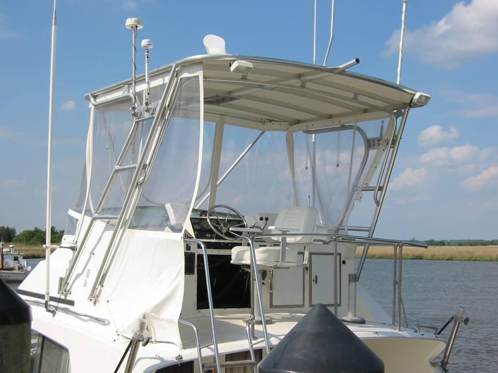 Bertram 33 Sport Fish Top 1979 image 1