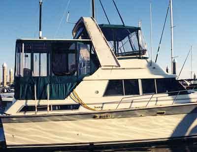 Silverton 40 Aft Cabin Aft Deck Top 1982 image 1