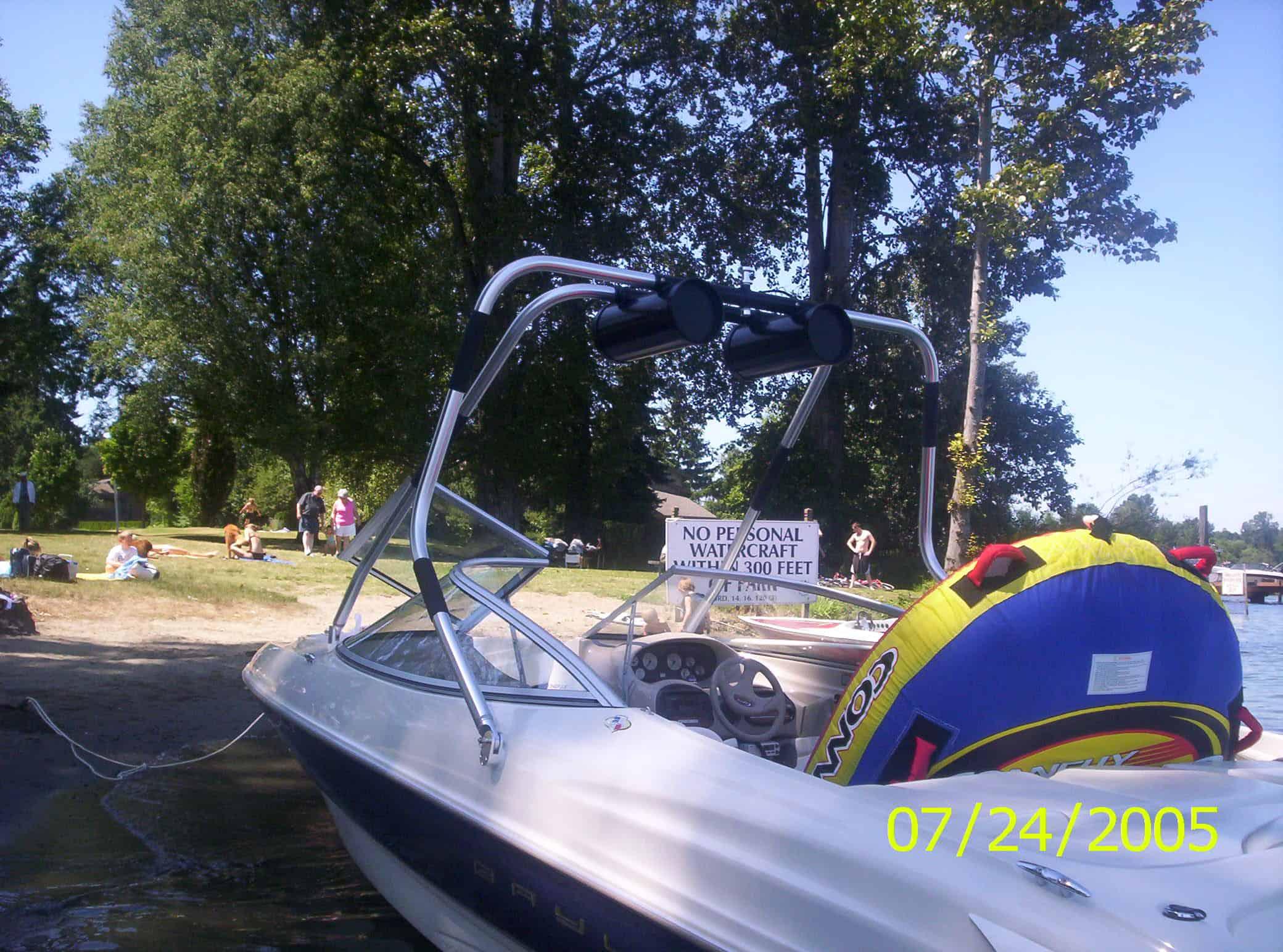 Boat image 1