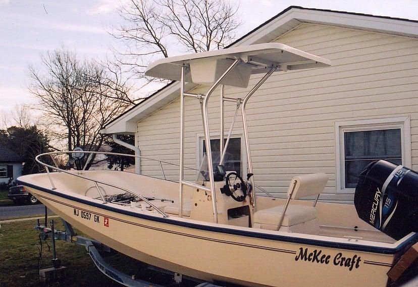 McKee Craft Console T-Top 2003 image 1