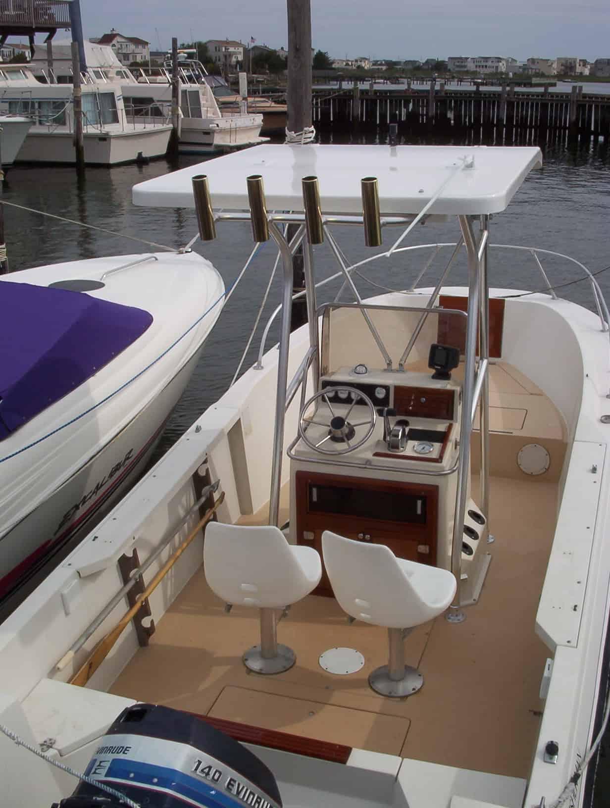 Wellcraft Center Console T-Top 1985 image 1