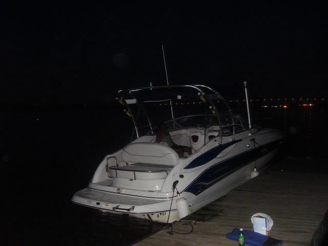 Crownline 270 BR Arch 2003 image 1