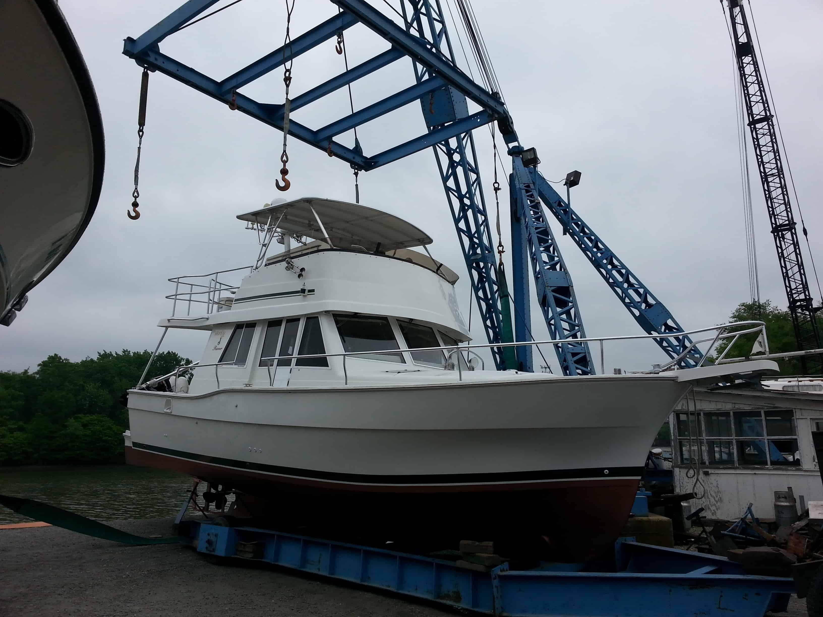 Mainship 350/390 Trawler Top 1996 image 1