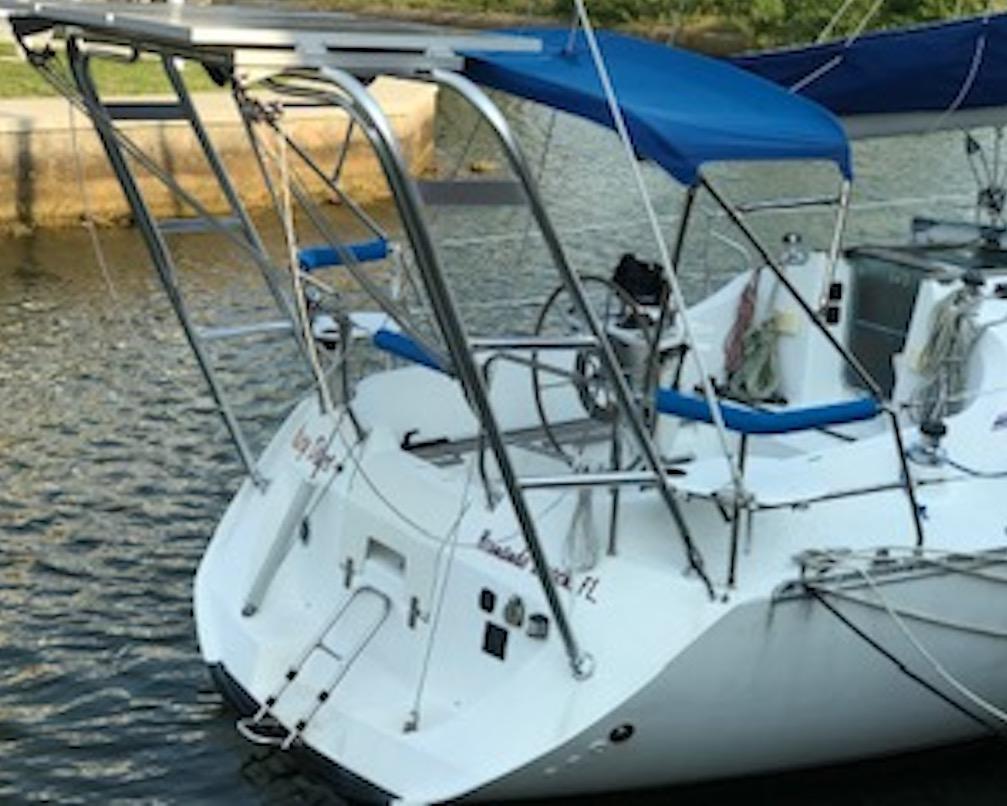 Beneteau Arch image 1