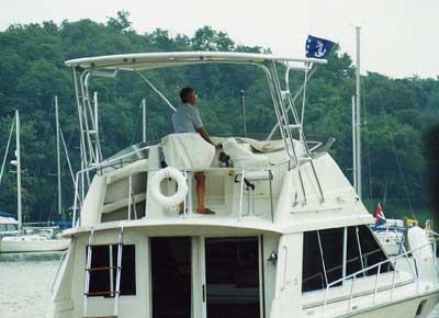 Silverton 40 Convertible Top 1985 image 1