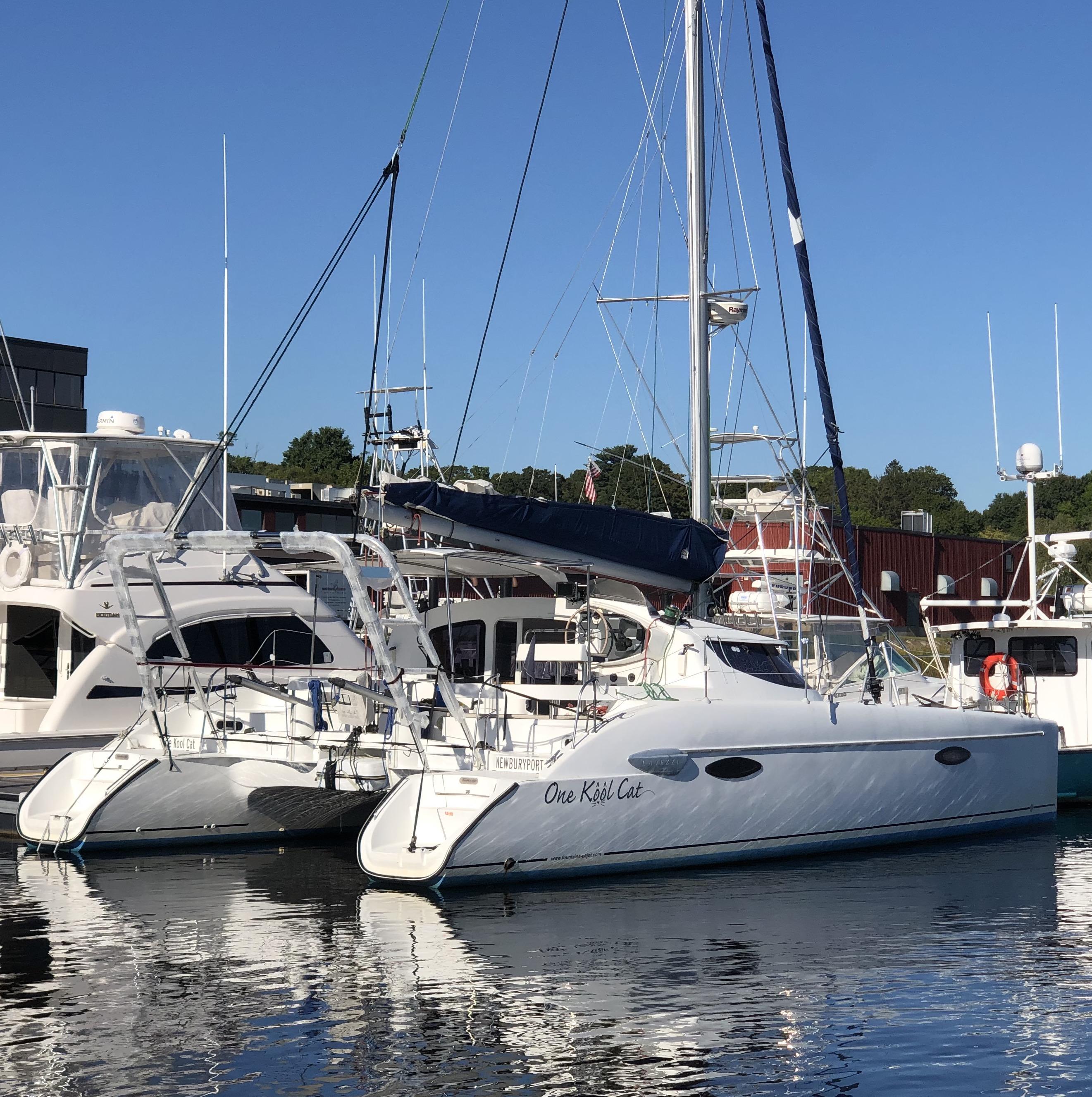 Fountaine Pajot Arch 2008 image 1