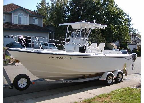 Boston Whaler Outrage T-Top image 1