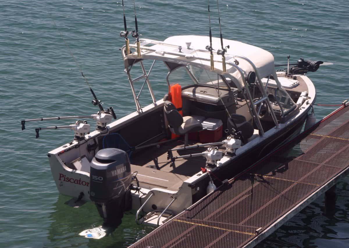 Crestliner Mirage 2000 Arch 2005 image 1