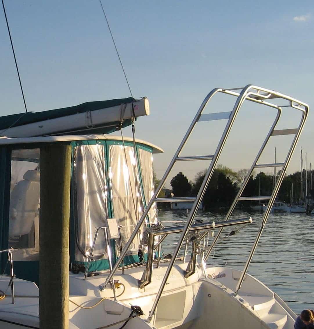Lagoon Catamaran Arch 2011 image 1