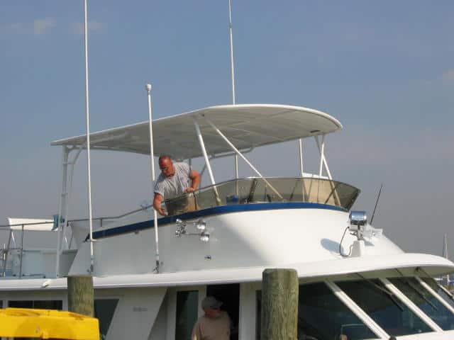 Hattaras 58 Motor Yacht Top 1977 image 1