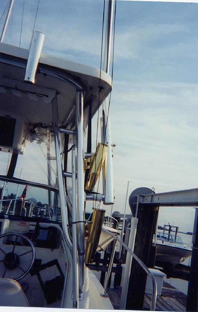 Seaswirl Walkaround Accessories 2000 image 1