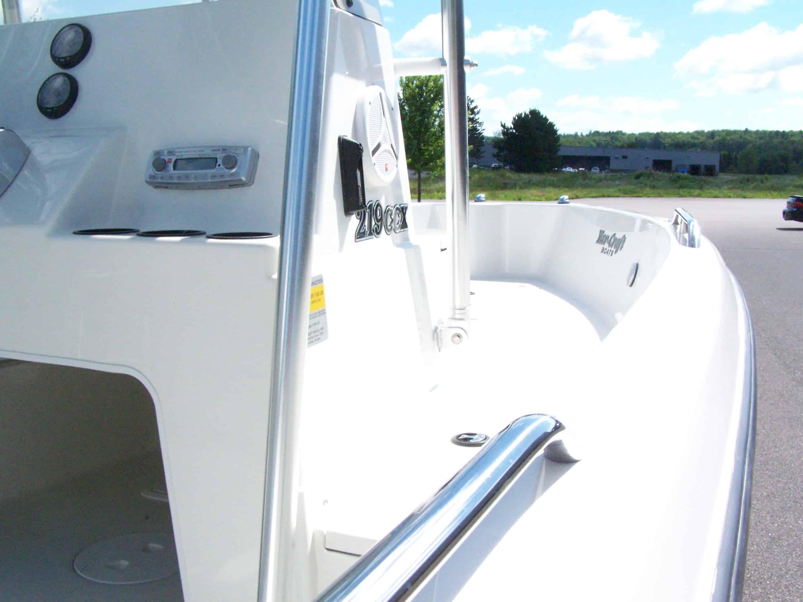 Yar-Craft 219 CCX T-Top 2010 image 1