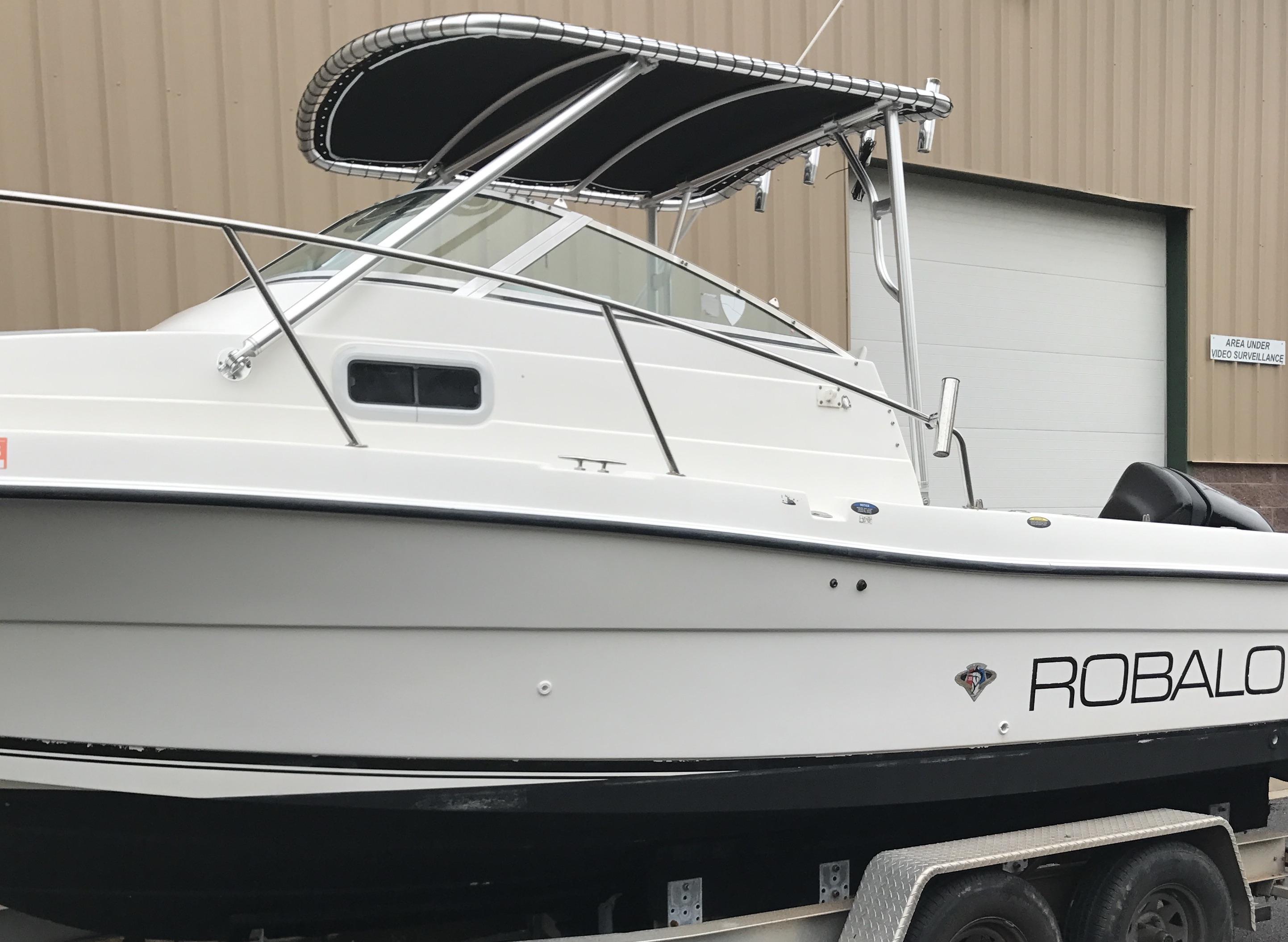 Robalo Top image 1