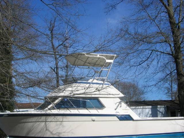 Hattaras 32 Flybridge Fisherman Top 1982 image 1