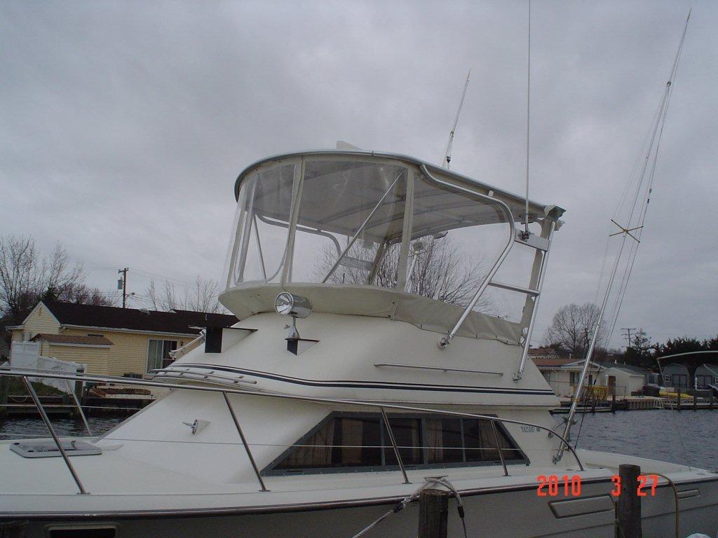 Tiara 3300 Flybridge Top 1986 image 1