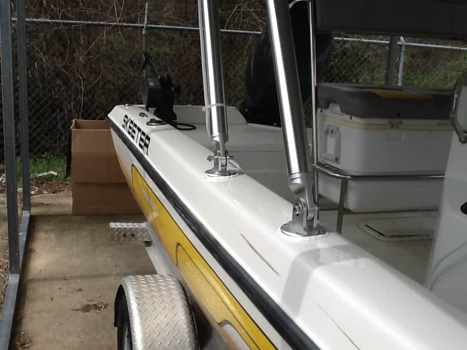 Atlantic Towers Arch installed on a Skeeter ZX20 Bay boat, showcasing the boat's sleek design and metallic finish.