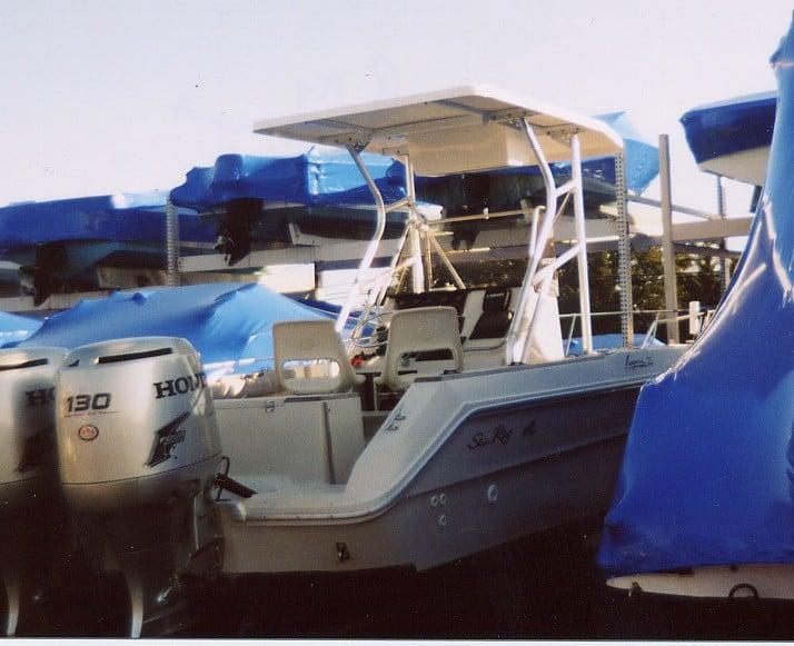Sea Ray Laguna Center Console T-Top image 1