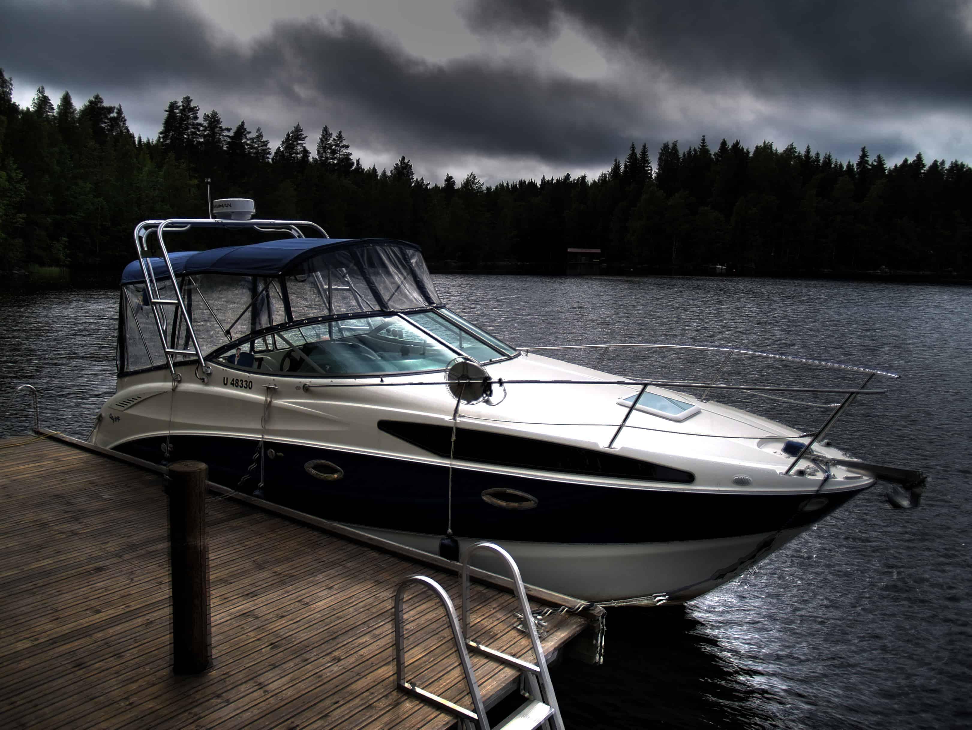 Bayliner 265 Cruiser Arch 2004 image 1