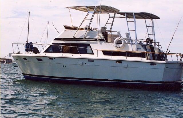 Trojan 36 Tri-Cabin Trawler Top 1977 image 1
