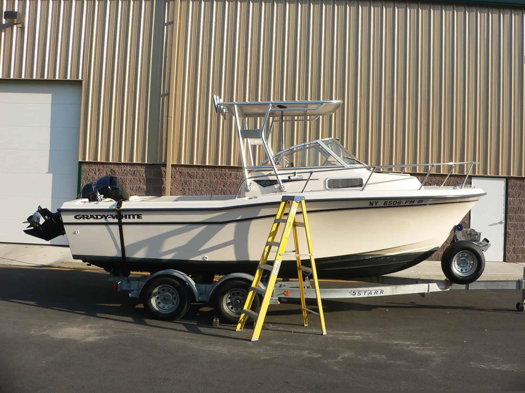 Grady White 208 Adventurer Top 1993 image 1