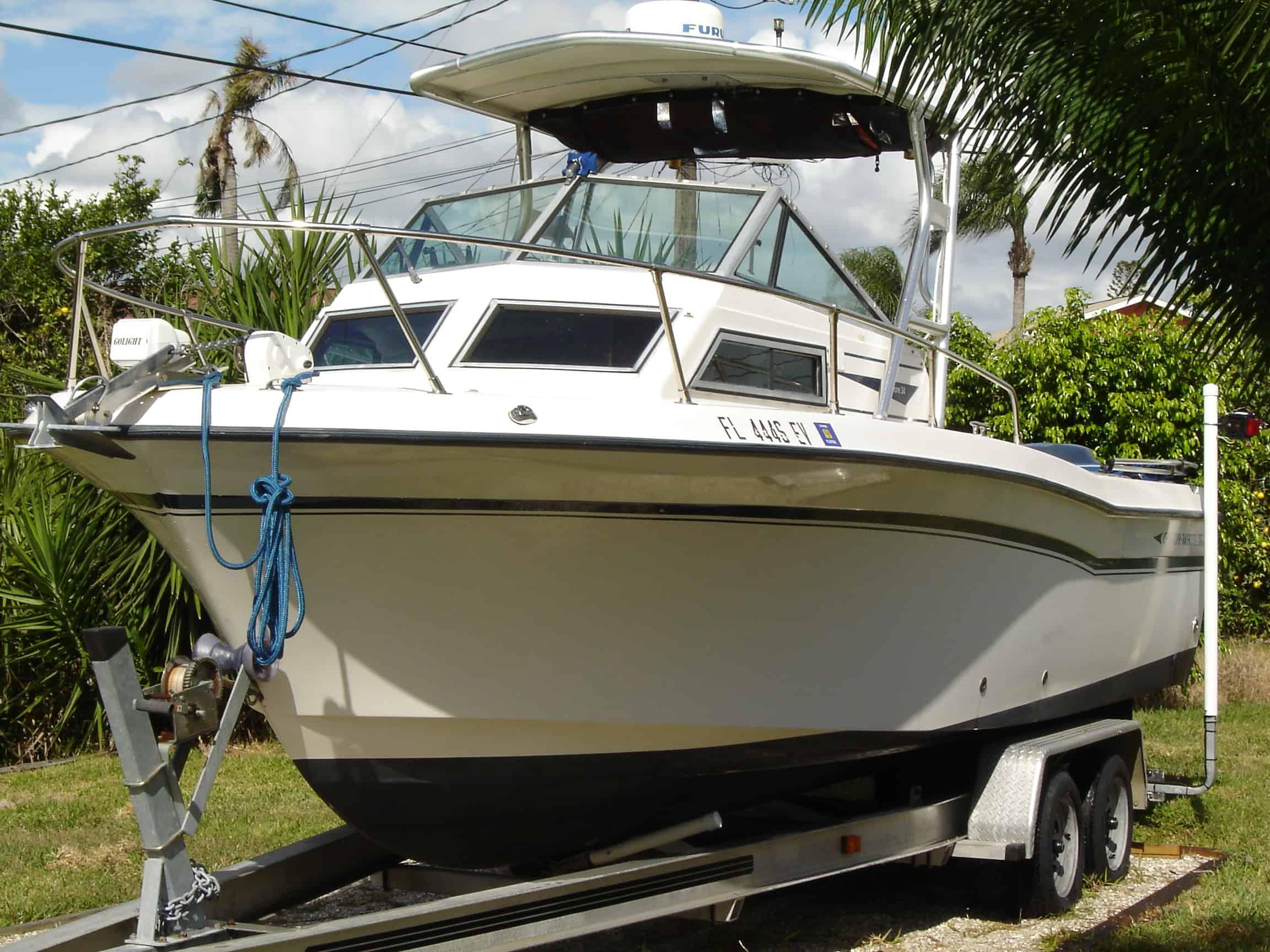 Grady White 242 Offshore Top 1979 image 1