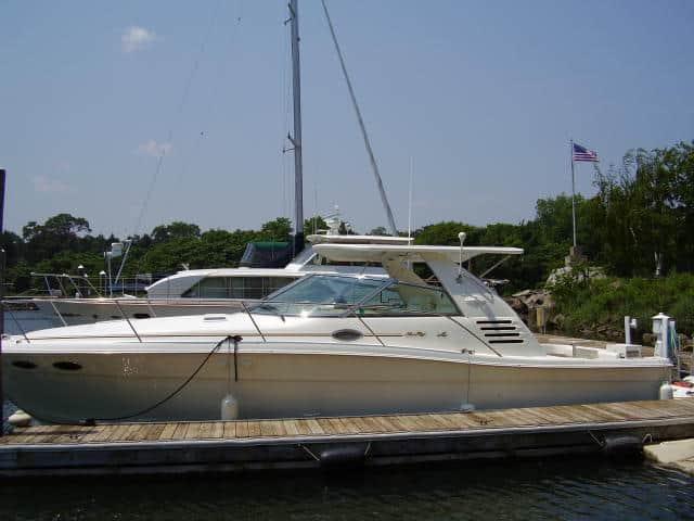 Sea Ray 370 Express Cruiser Top 1997 image 1