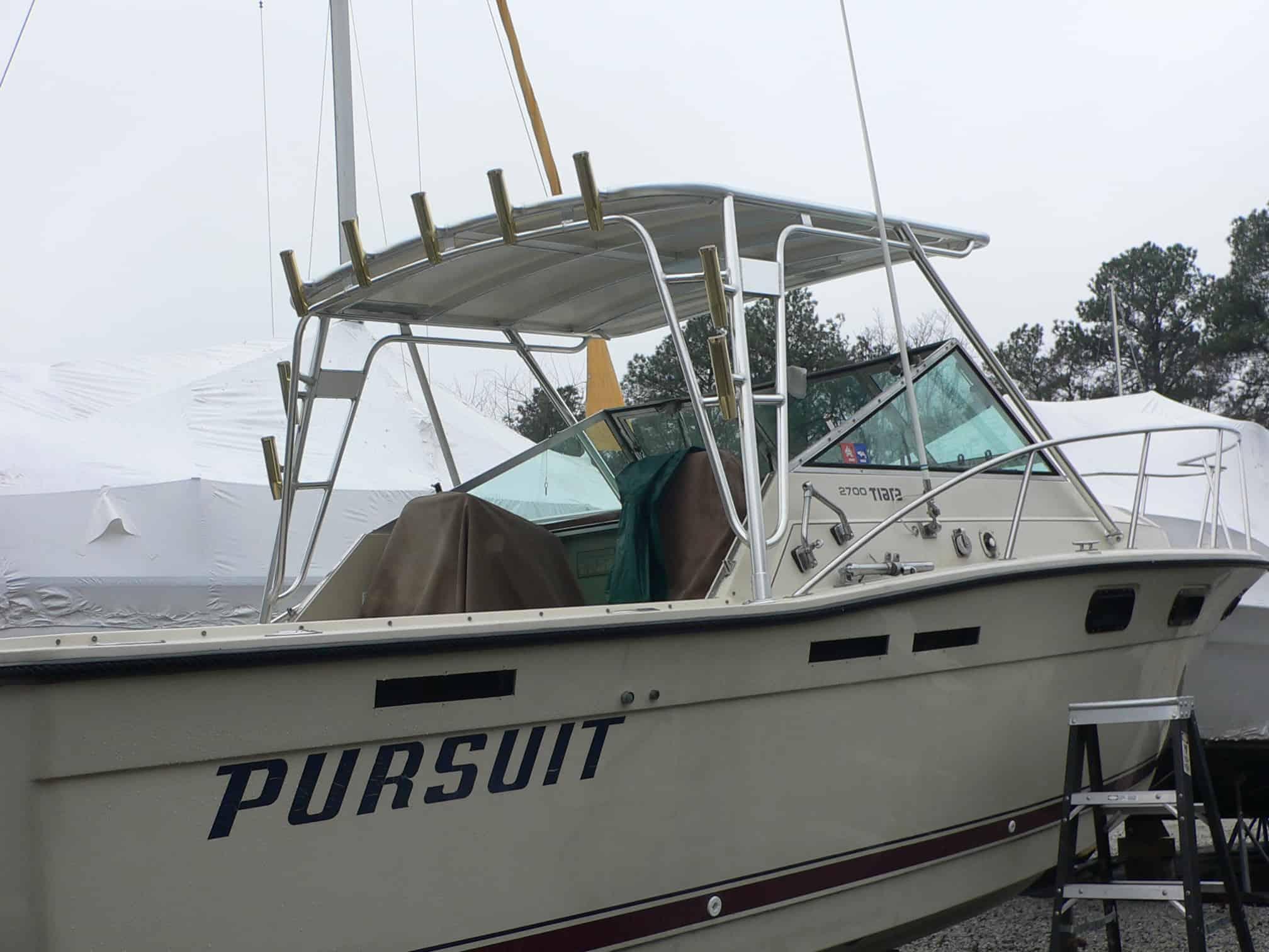 Pursuit 2700 Open Top 1983 image 1