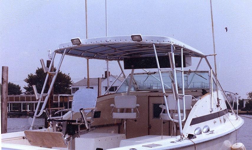 Bertram Bahia Mar Top image 1