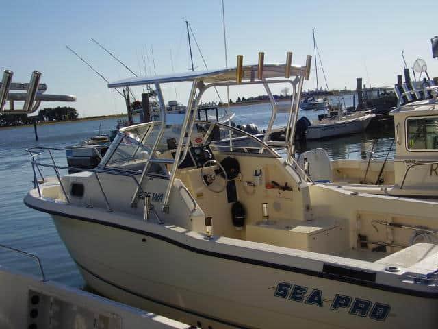 Sea Pro 235 Walkaround Top 1997 image 1