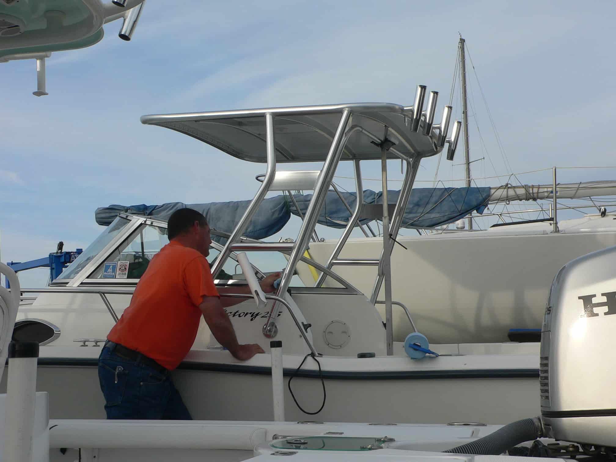 Sea Hunt 215 Victory Top 2000 image 1