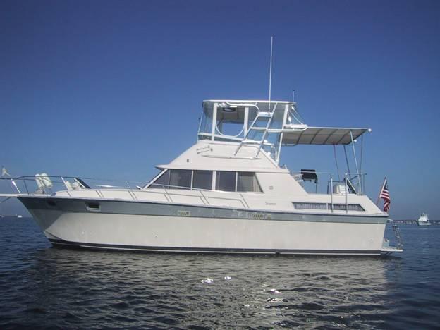Silverton 40 Aft Cabin Aft Deck Top 1982 image 1