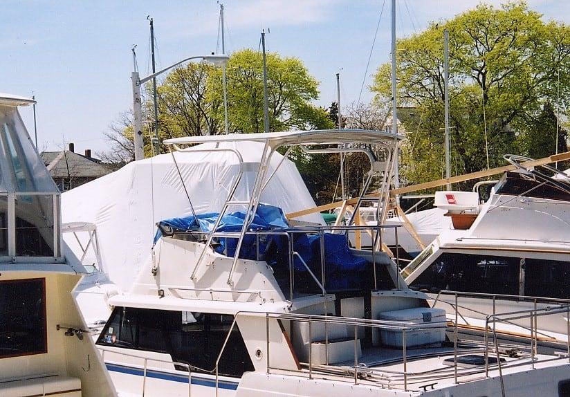 Mainship Double Cabin Top 1985 image 1