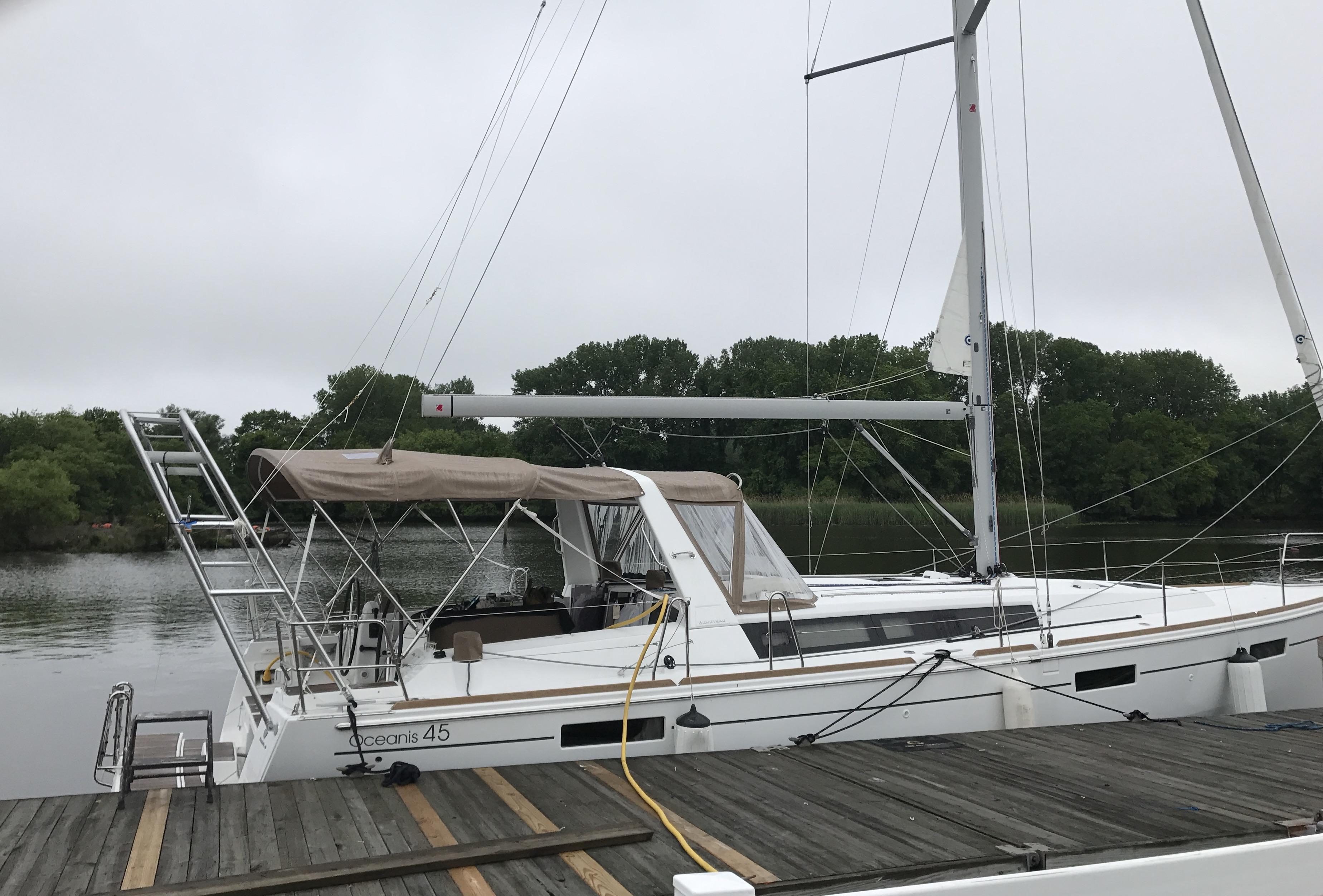 Beneteau Arch 2016 image 1