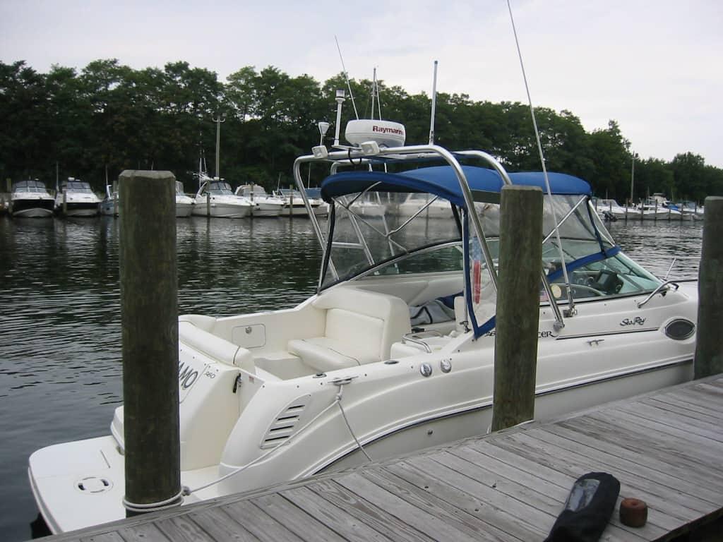 Sea Ray 260 DA Arch 1999 image 1